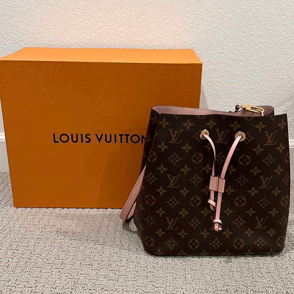 Louis Vuitton Néonoé Rose Poudre